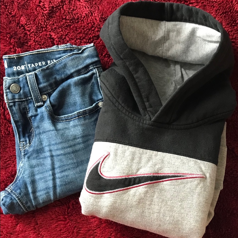 Nike/Levi’s Boys pull over and jeans outfit